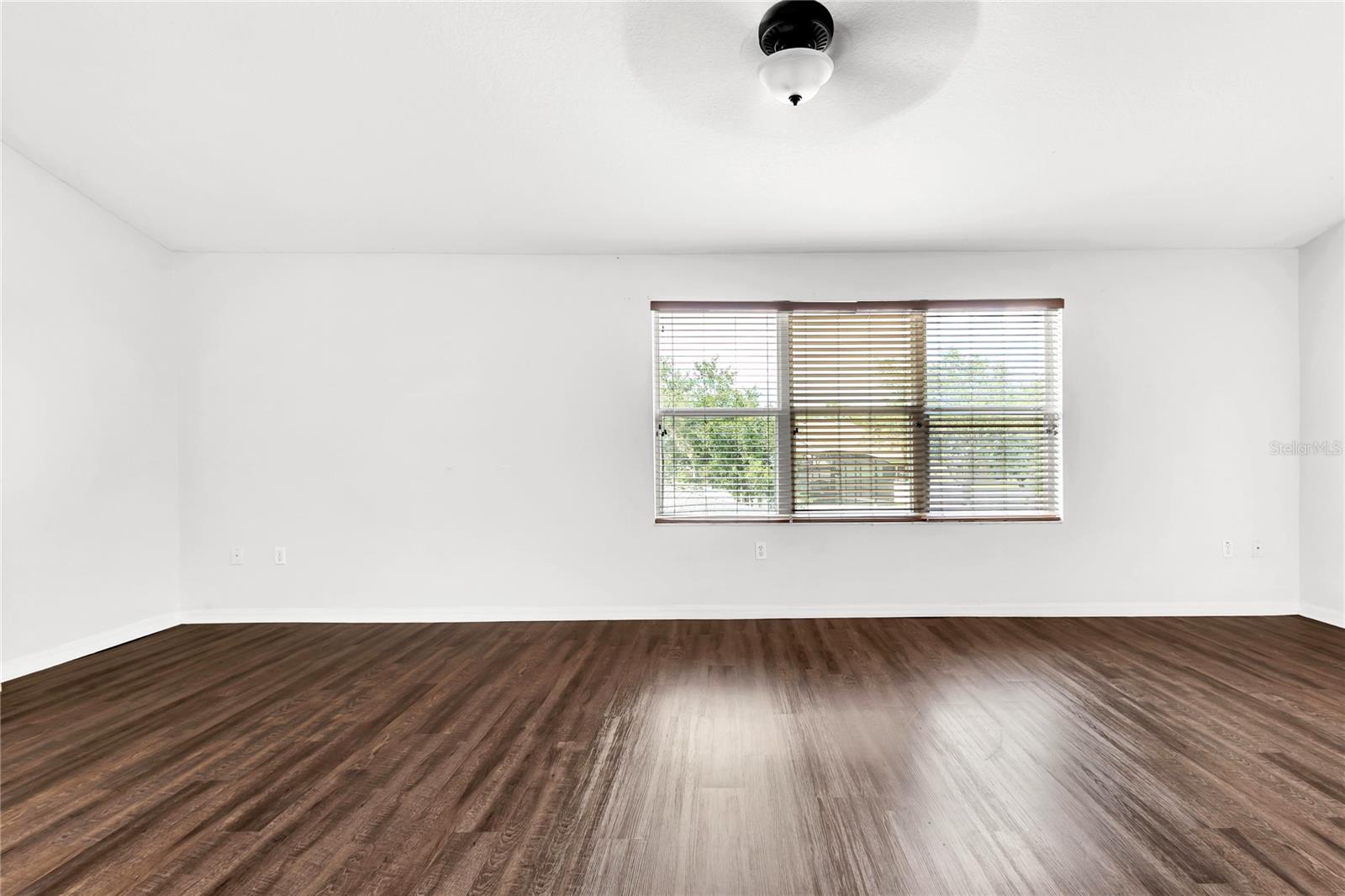 SUMMERPORT - Residential