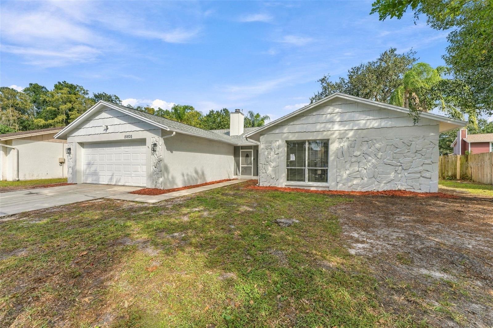 15805 COUNTRY LAKE DRIVE