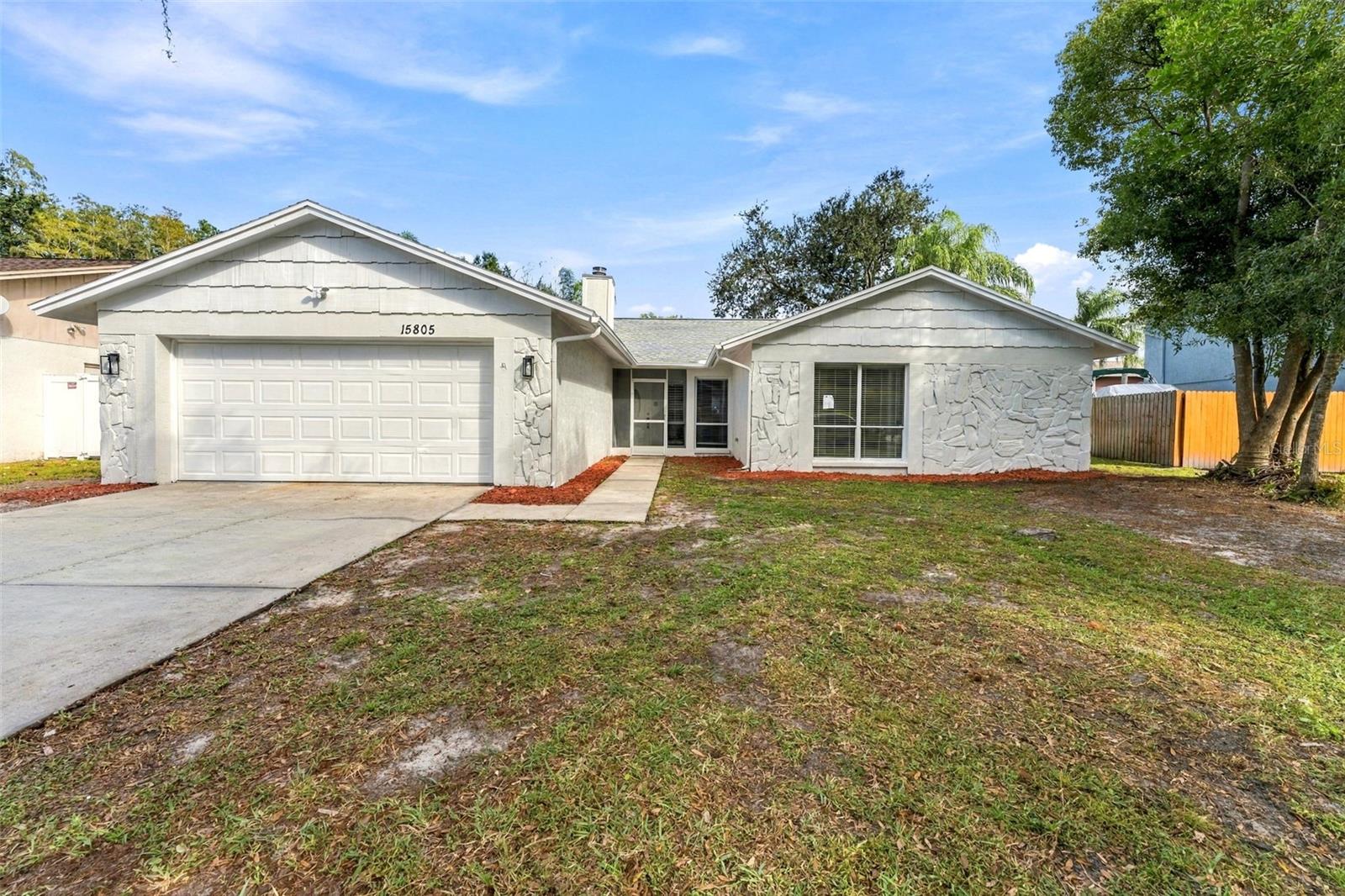 15805 COUNTRY LAKE DRIVE