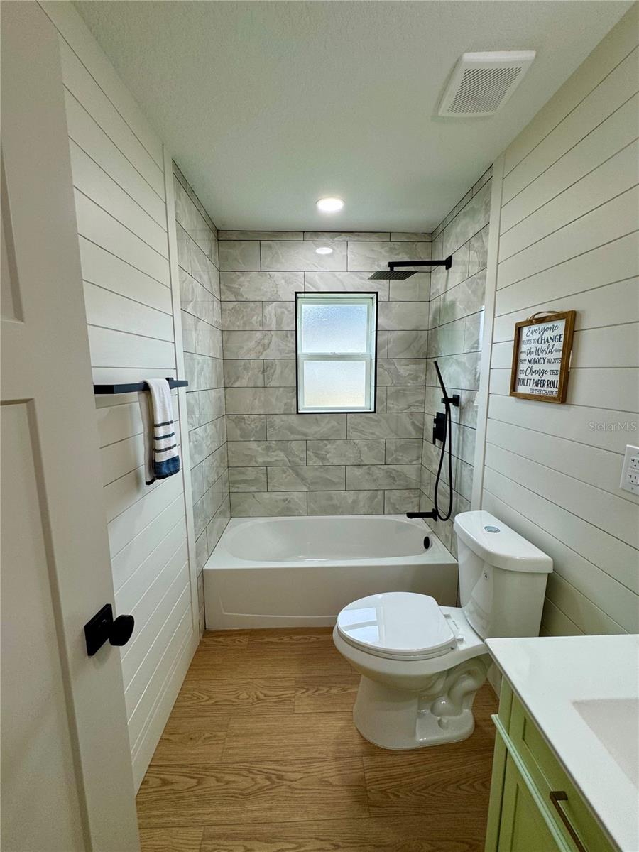 WESTWOOD PARK 2ND ADD - Residential