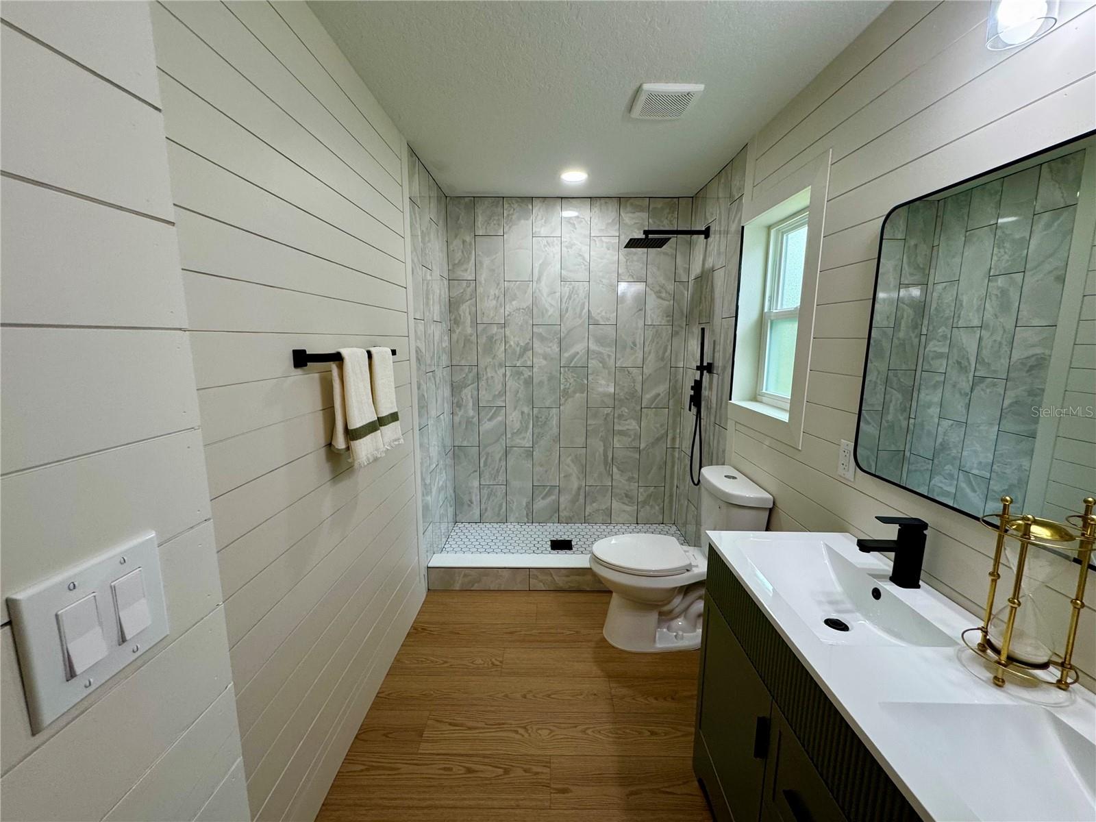 WESTWOOD PARK 2ND ADD - Residential