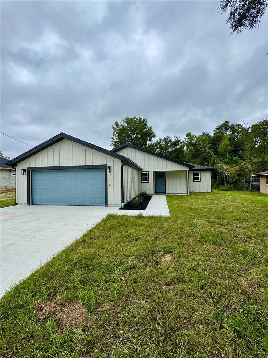 WESTWOOD PARK 2ND ADD - Residential