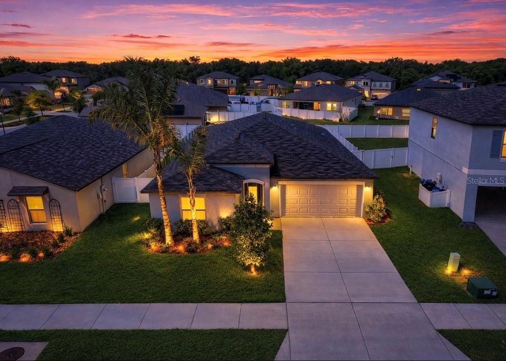 Photo of 13041 Majestic Garden Lane, Riverview, FL 33579 (MLS # TB8493383)