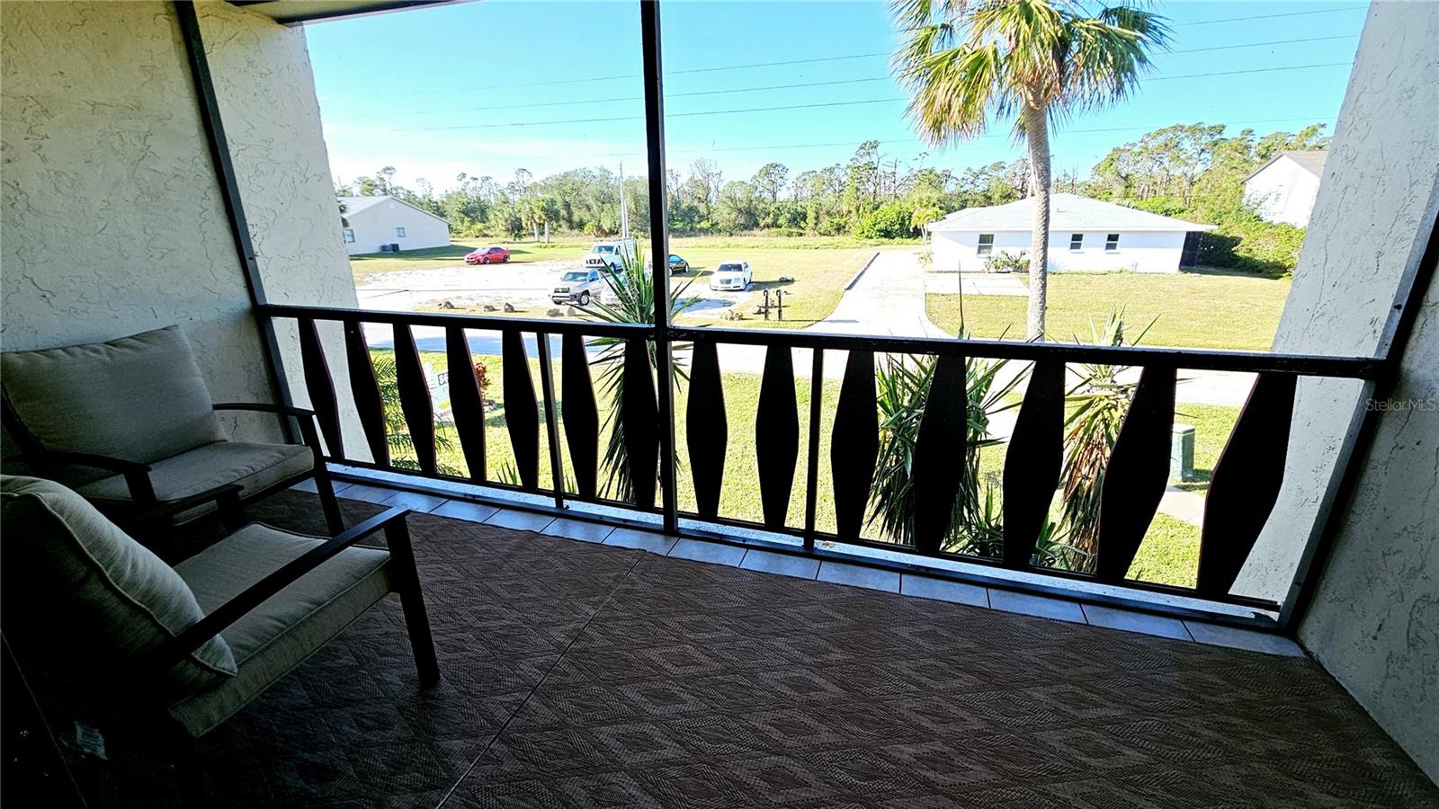 RIVERHOUSE - Residential Lease