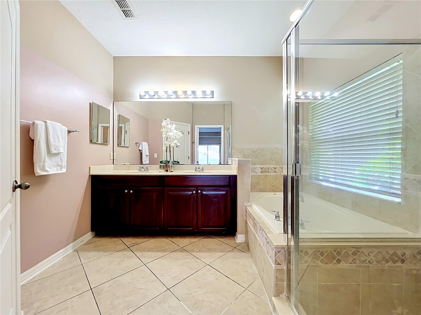 AVALON LAKES PH 03 VILLAGE C - Residential