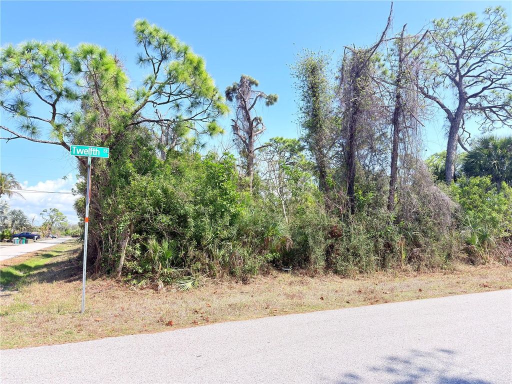 Photo of 2801 12th Street, Englewood, FL 34224 (MLS # D6146386)