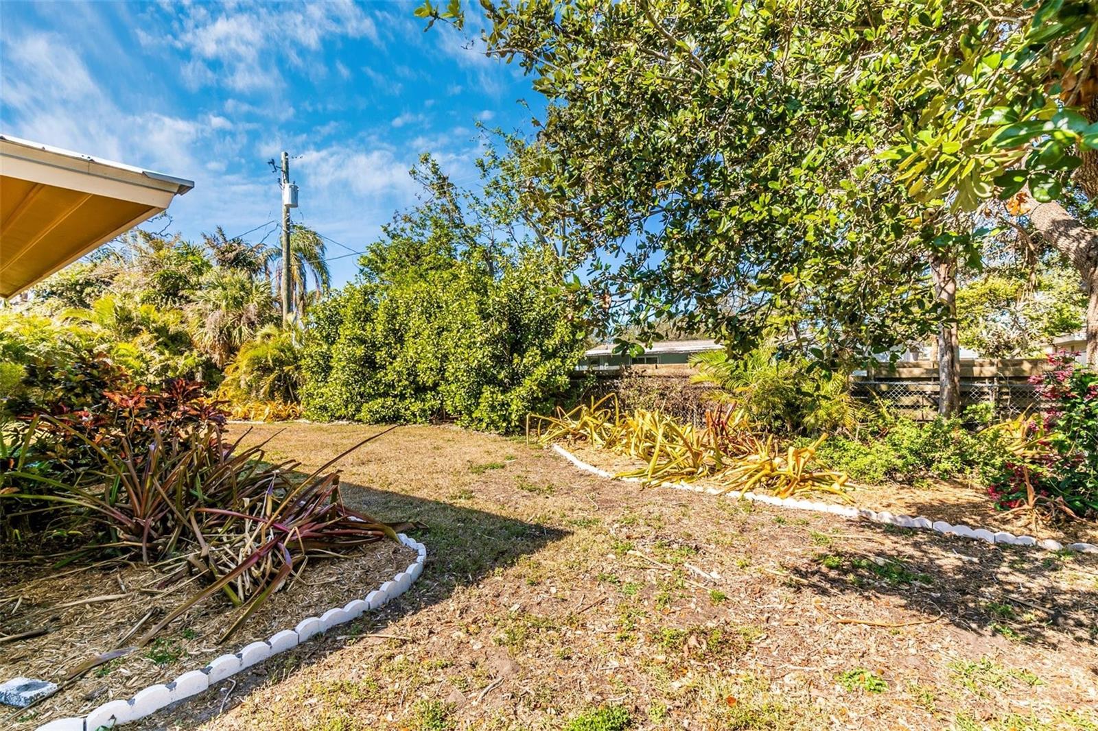 GULF GATE - Residential Lease