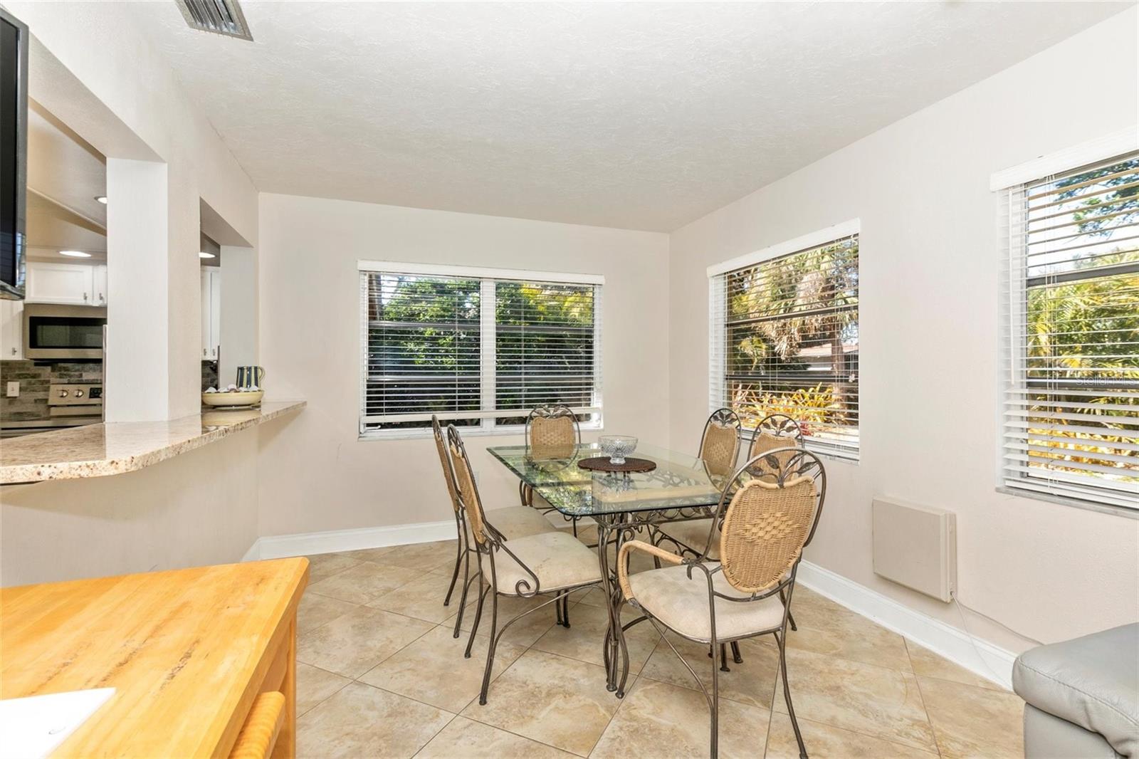 GULF GATE - Residential Lease