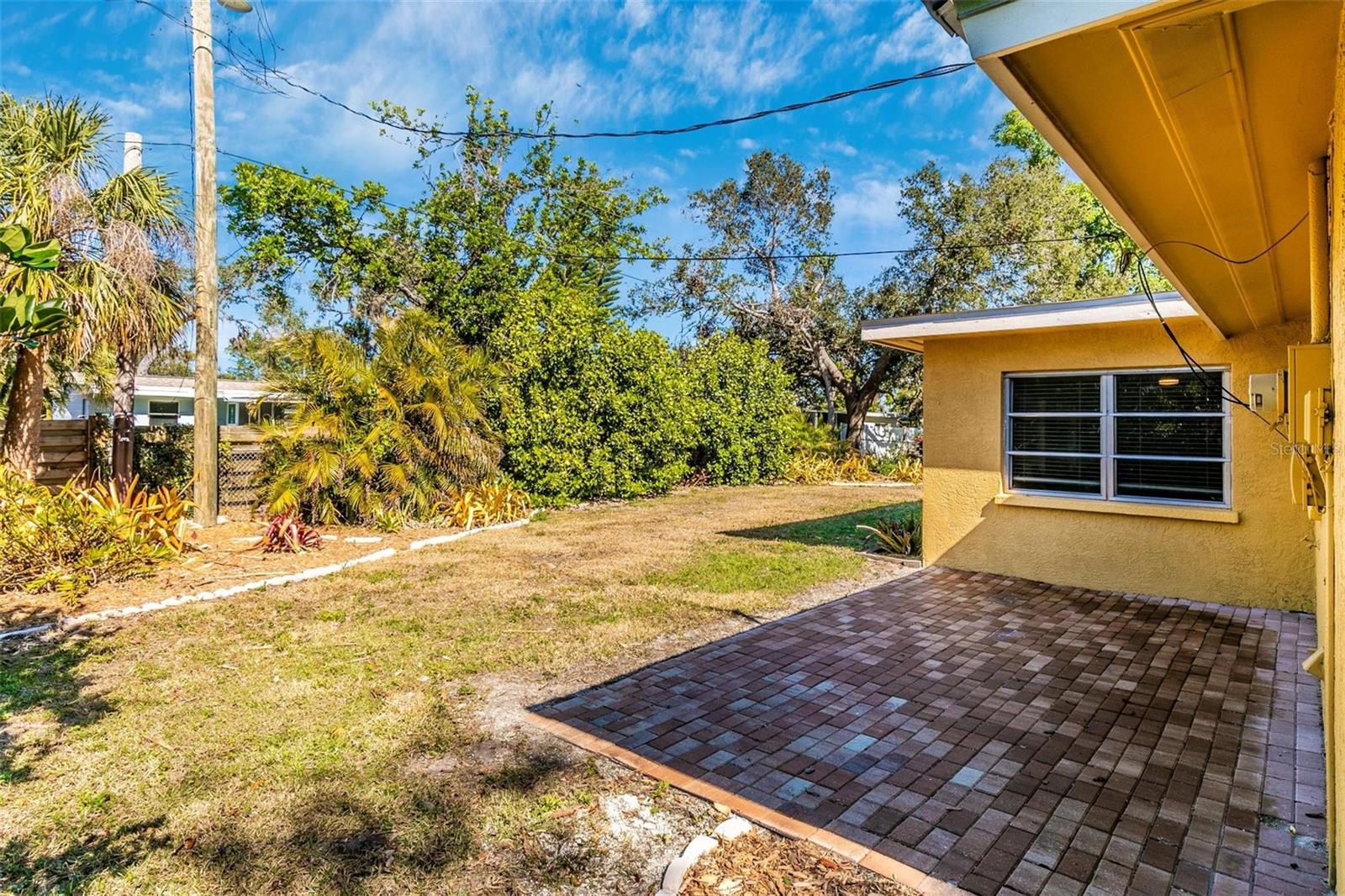 GULF GATE - Residential Lease