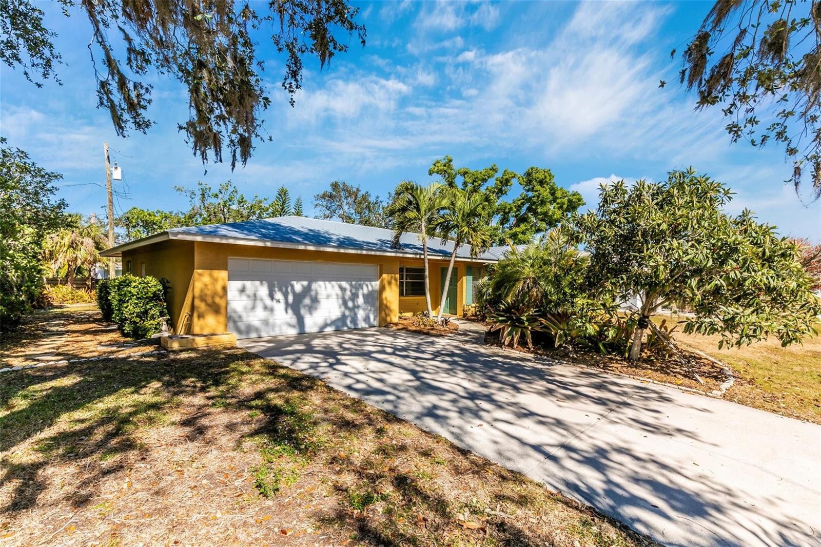 GULF GATE - Residential Lease
