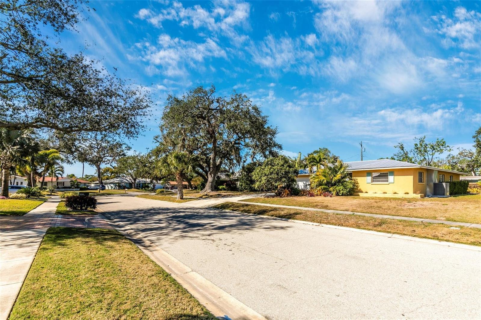GULF GATE - Residential Lease