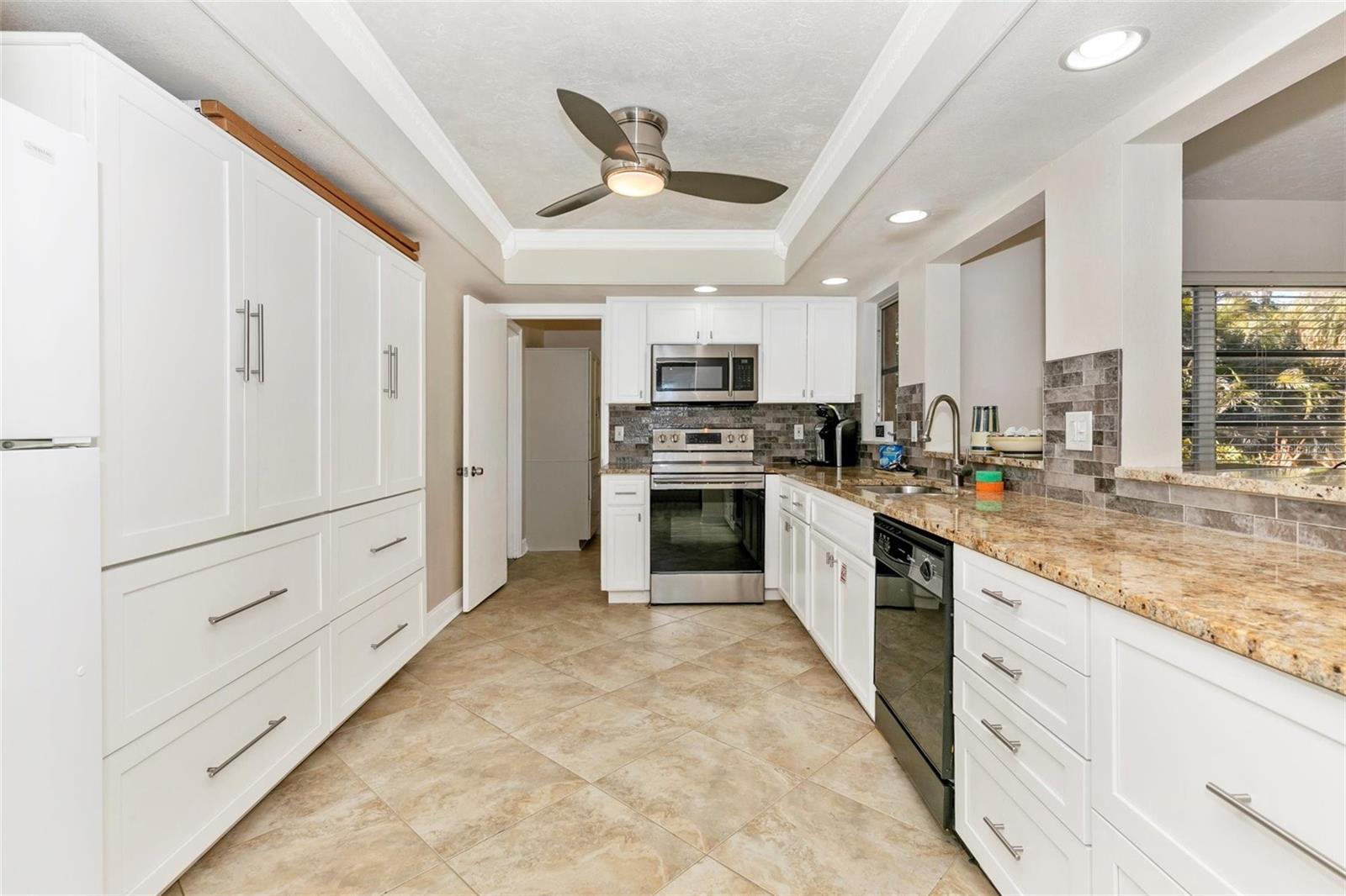 GULF GATE - Residential Lease