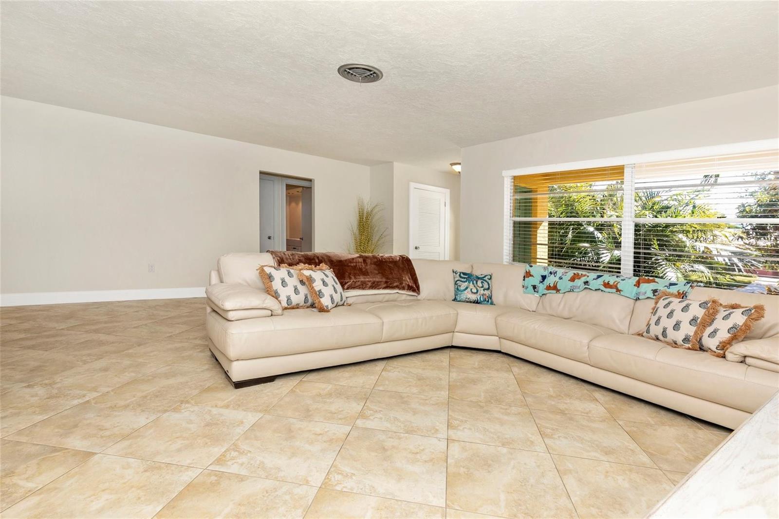 GULF GATE - Residential Lease