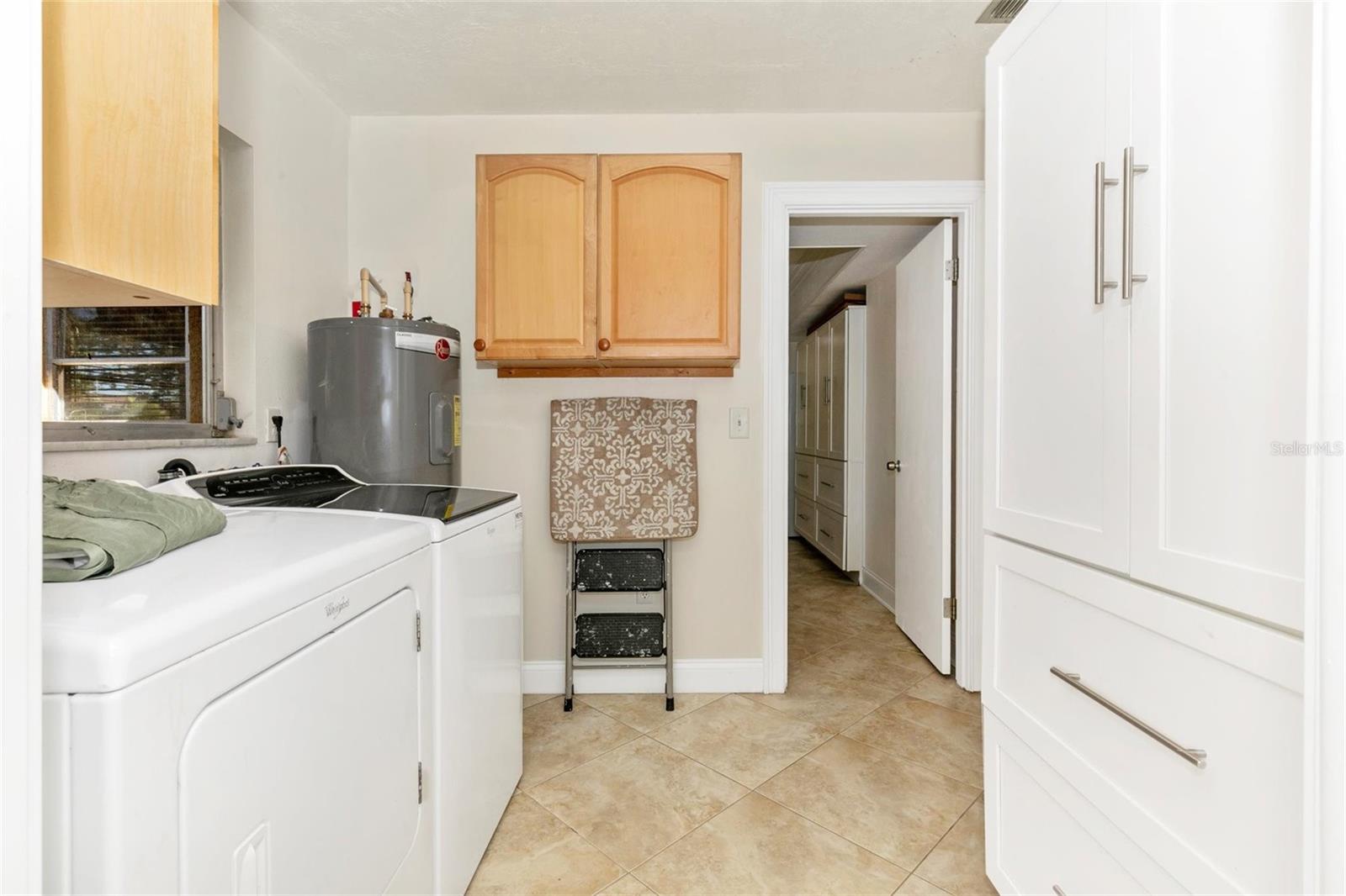 GULF GATE - Residential Lease
