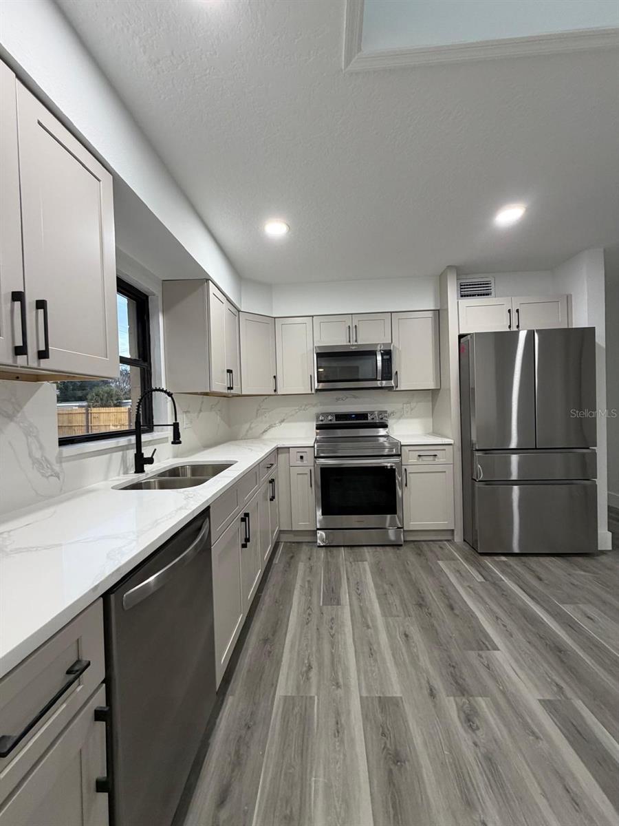 WINTER PARK ESTATES - Residential