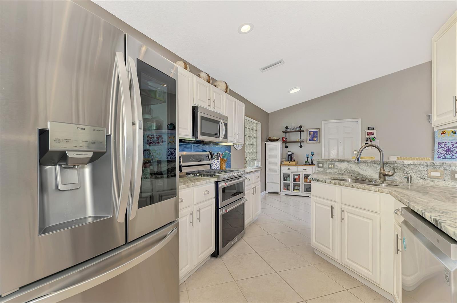 BERMUDA CLUB EAST AT PLANTATION - Residential