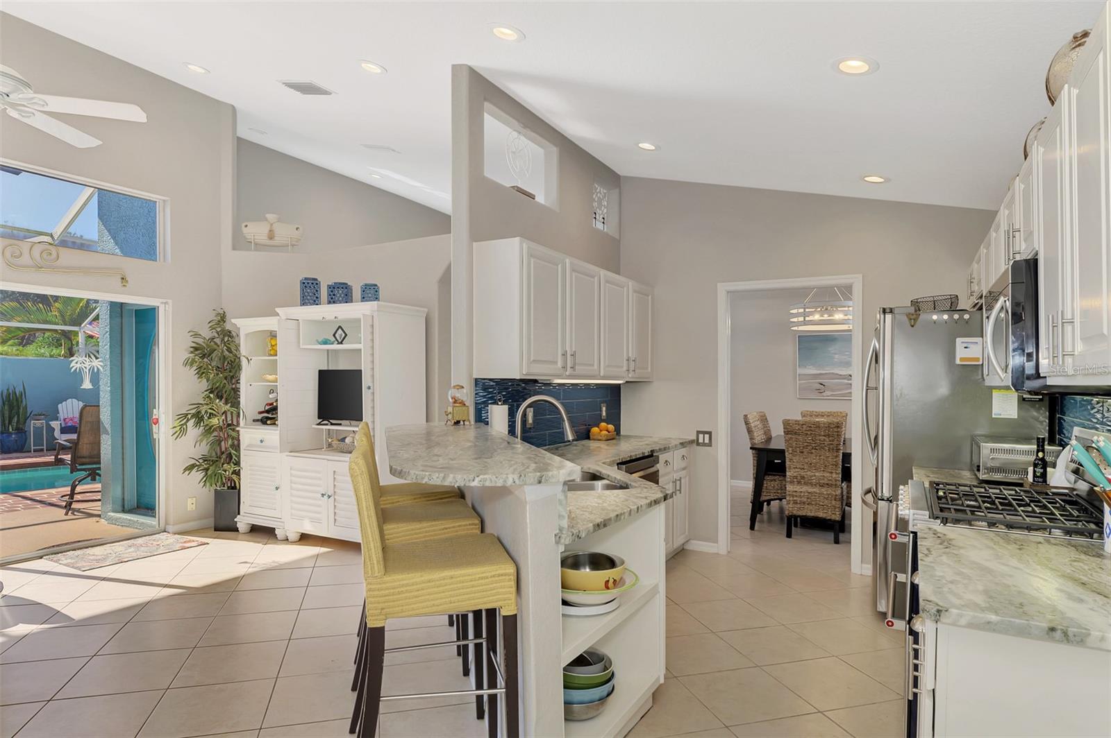 BERMUDA CLUB EAST AT PLANTATION - Residential