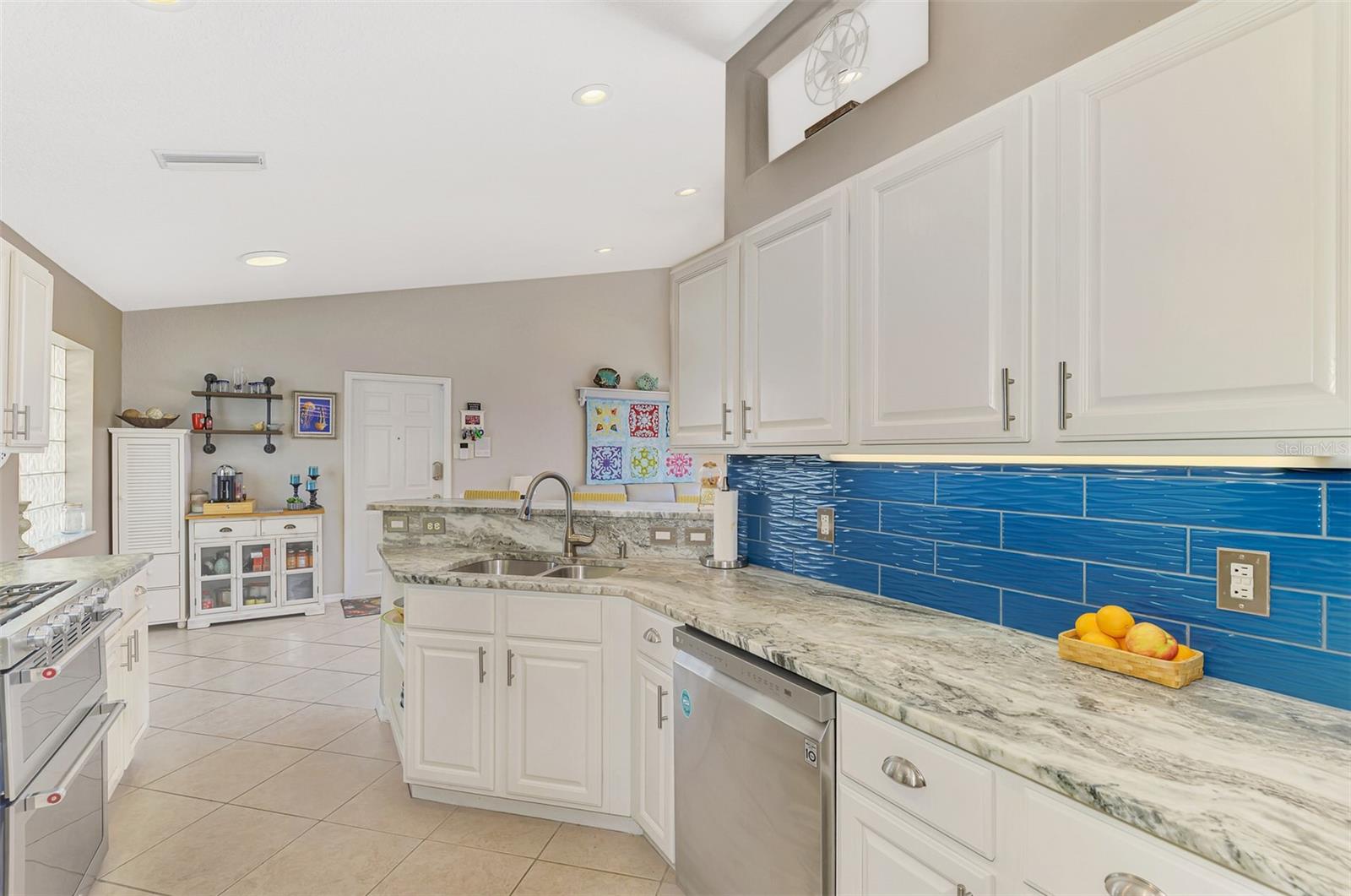 BERMUDA CLUB EAST AT PLANTATION - Residential