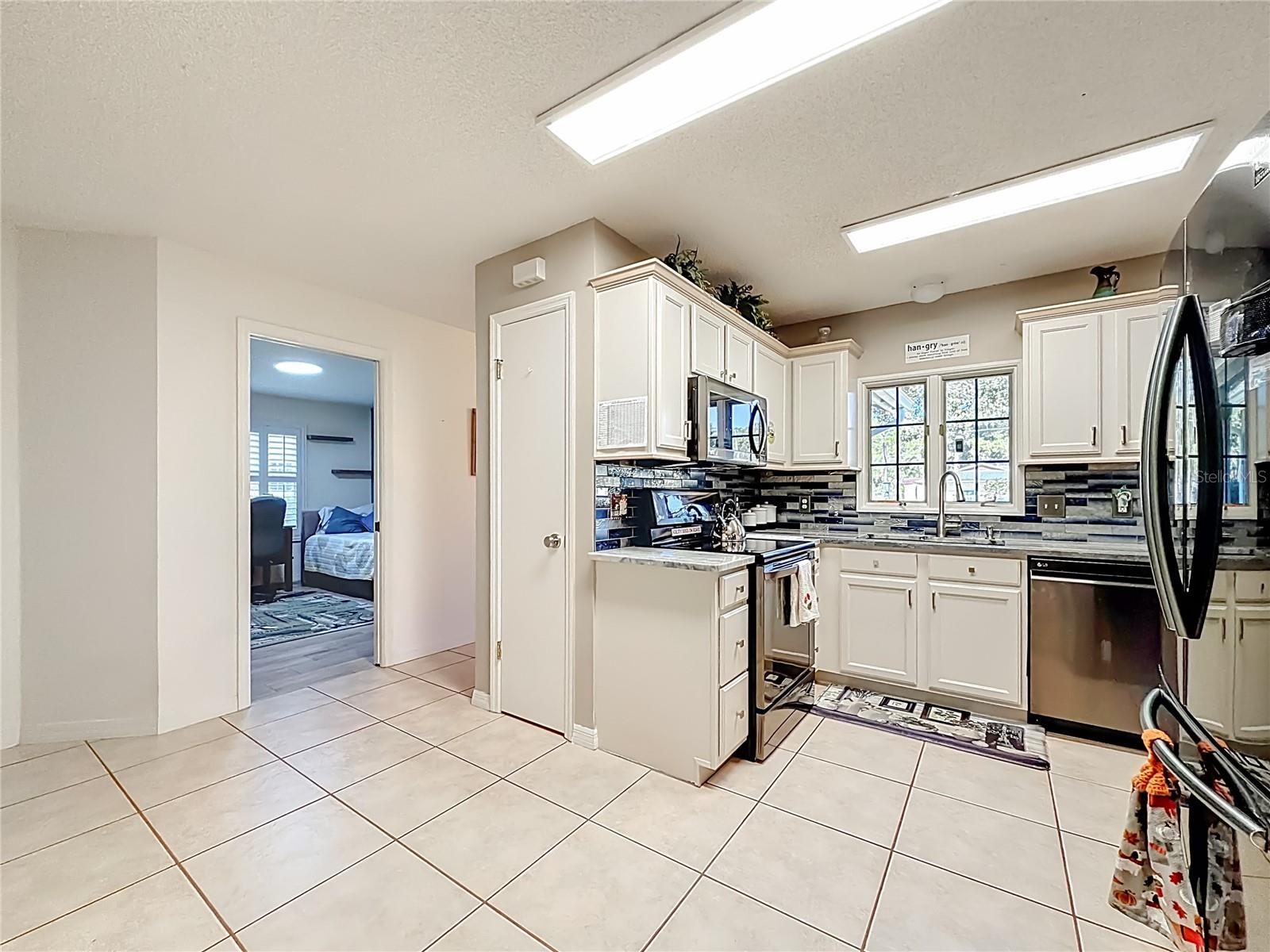 PINE MEADOWS COUNTRY CLUB - Residential