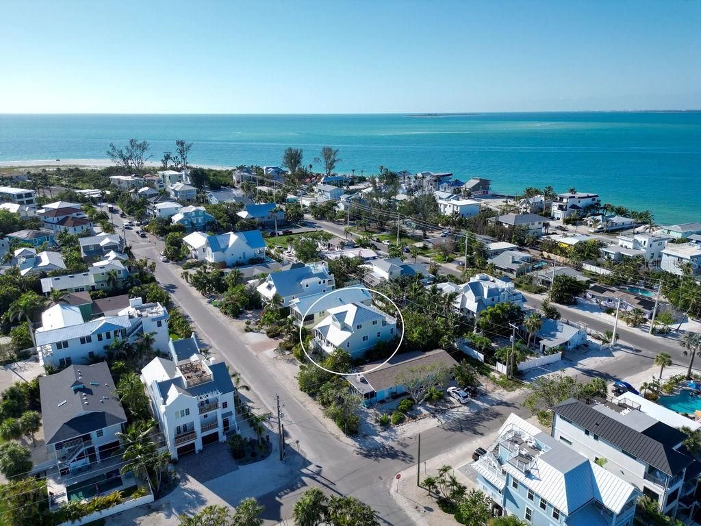Photo of 704 Gladiolus Street, Anna Maria, FL 34216 (MLS # A4653068)