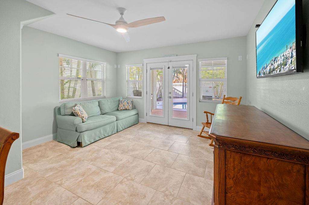 SHORE ACRES THIRD ADD - Residential