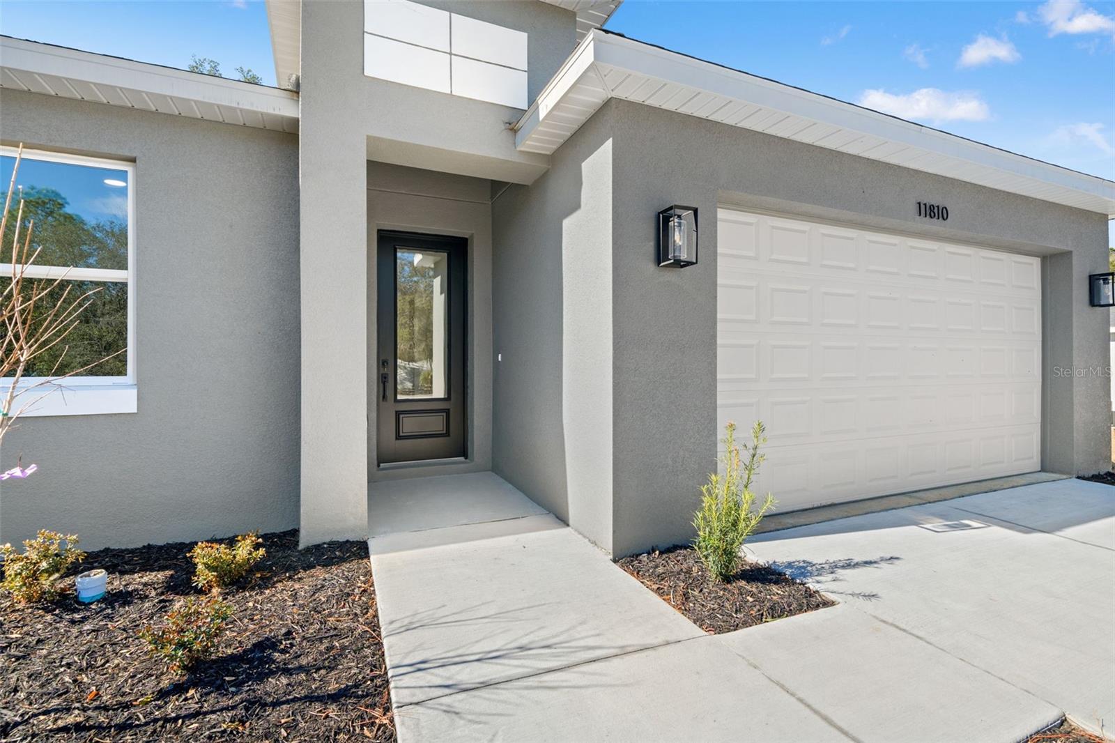 11810 N PROVIDENCE WAY