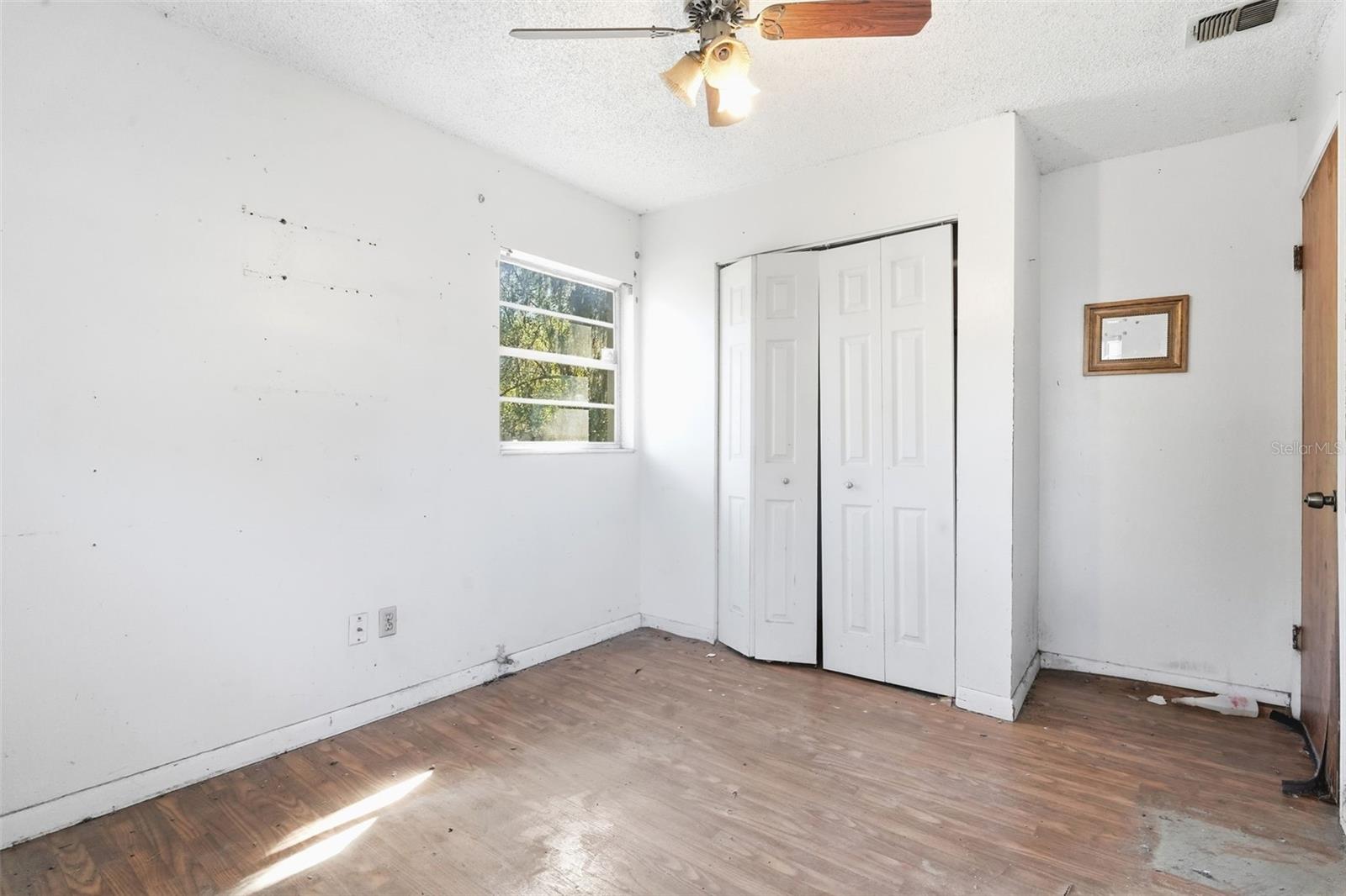 CANDLELIGHT OAKS - Residential