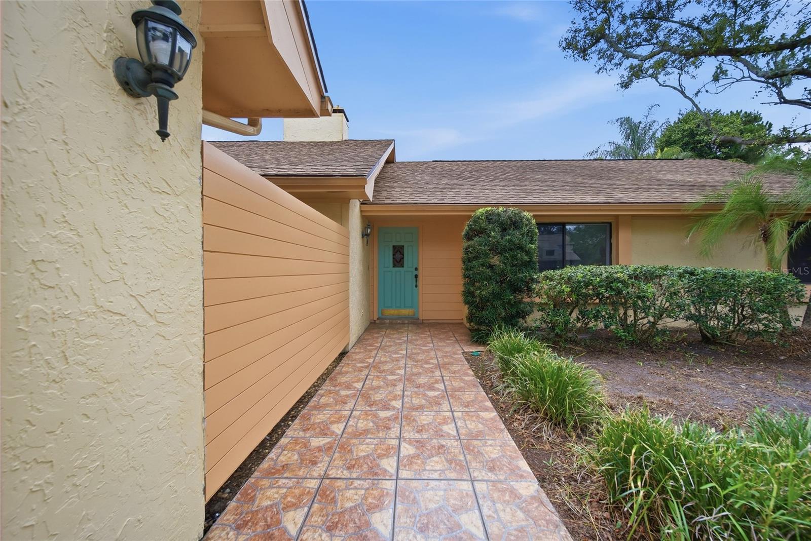 12008 NICKLAUS CIRCLE