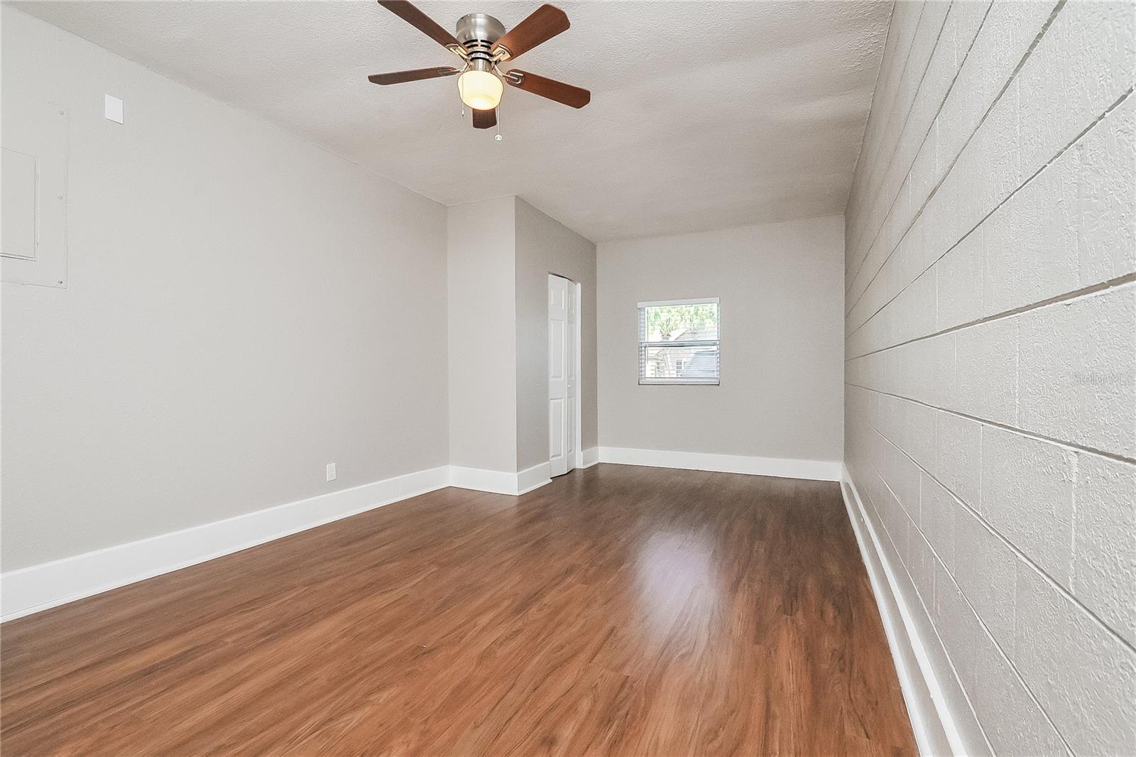 LAKEVIEW VILLAGE SEC - Residential Lease