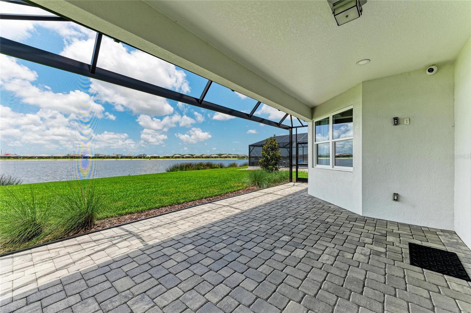 LAKEHOUSE COVE/WATERSIDE PH 4 - Residential