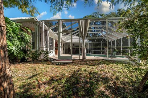 Tiny photo for 5061 Greenbriar Trail, Mount Dora, FL 32757 (MLS # G5104656)