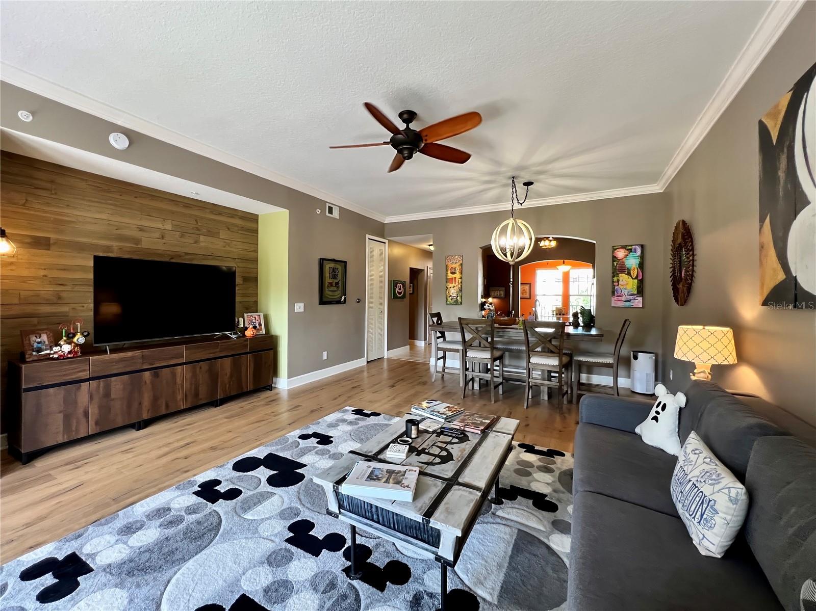 ARTISAN CLUB CONDO PH 1 - Residential