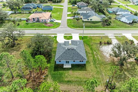 A home in PORT CHARLOTTE