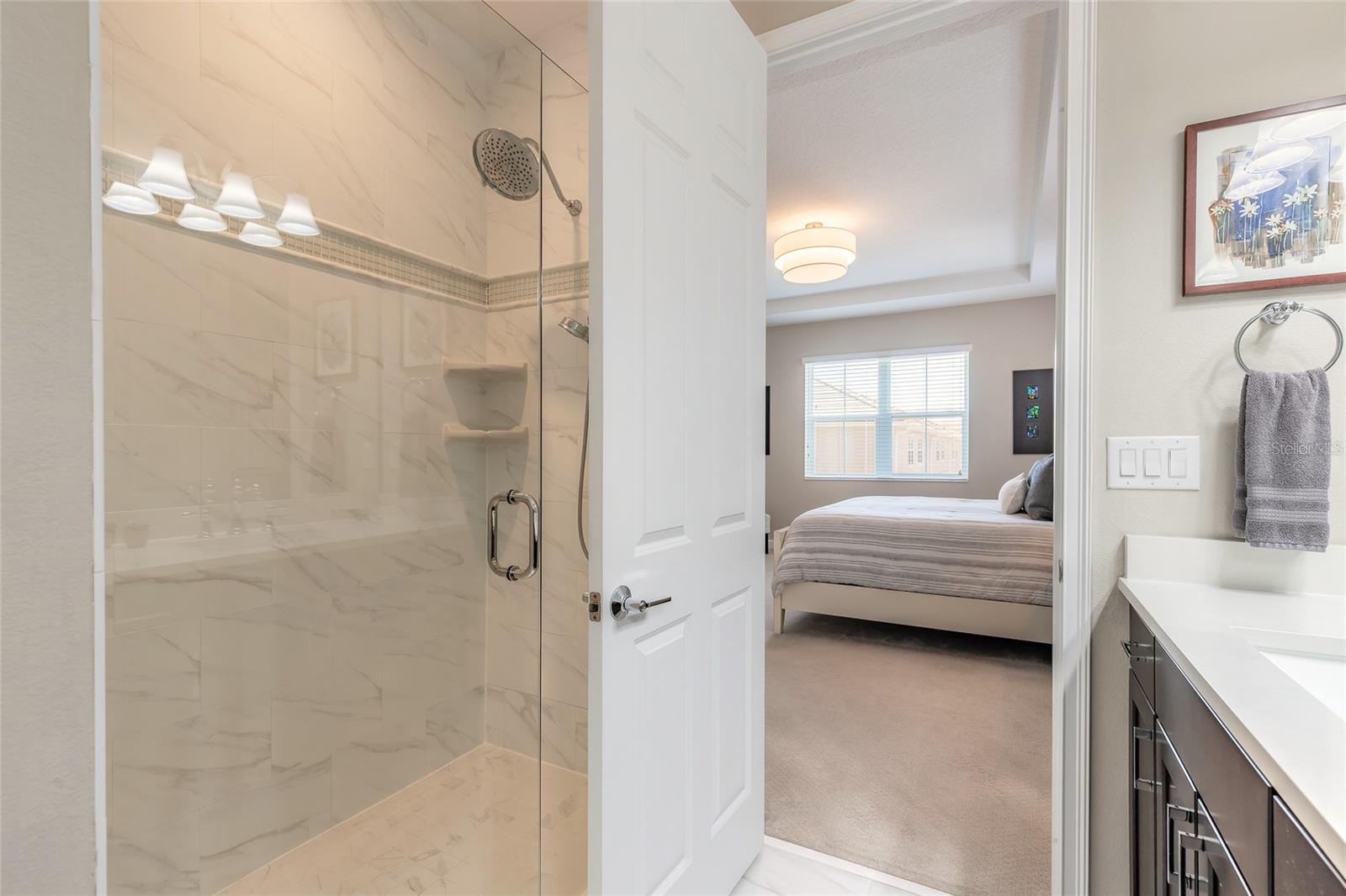GRANDE OAKS AT HEATHROW - Residential