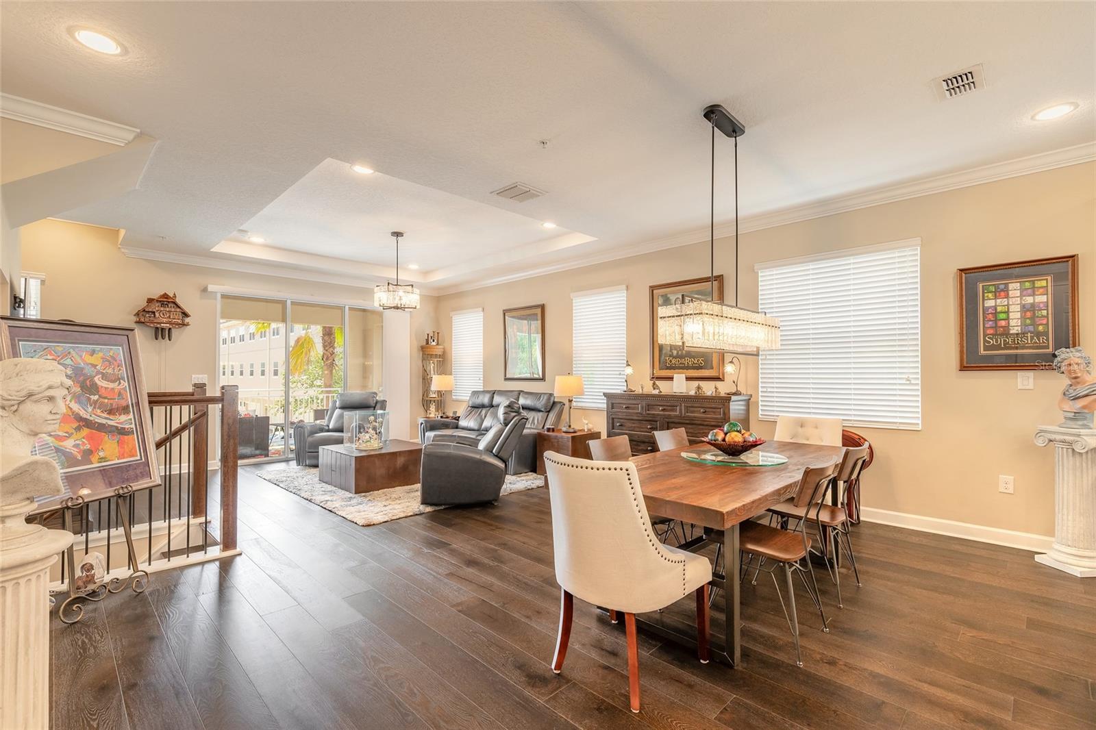 GRANDE OAKS AT HEATHROW - Residential