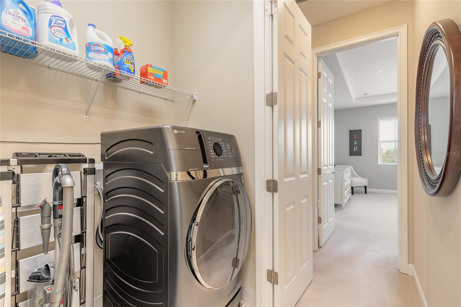 GRANDE OAKS AT HEATHROW - Residential