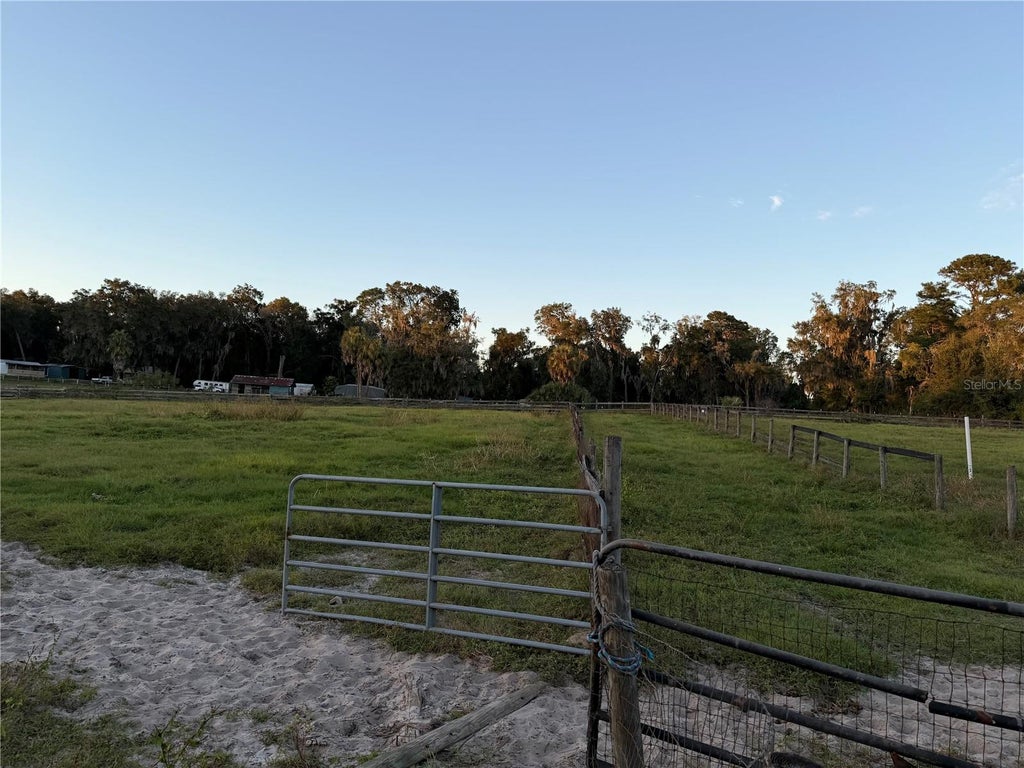 Photo of 14371 SW 14th Street, Ocala, FL 34481 (MLS # OM734448)