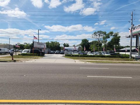 8112 E COLONIAL DRIVE ORLANDO FL 32817