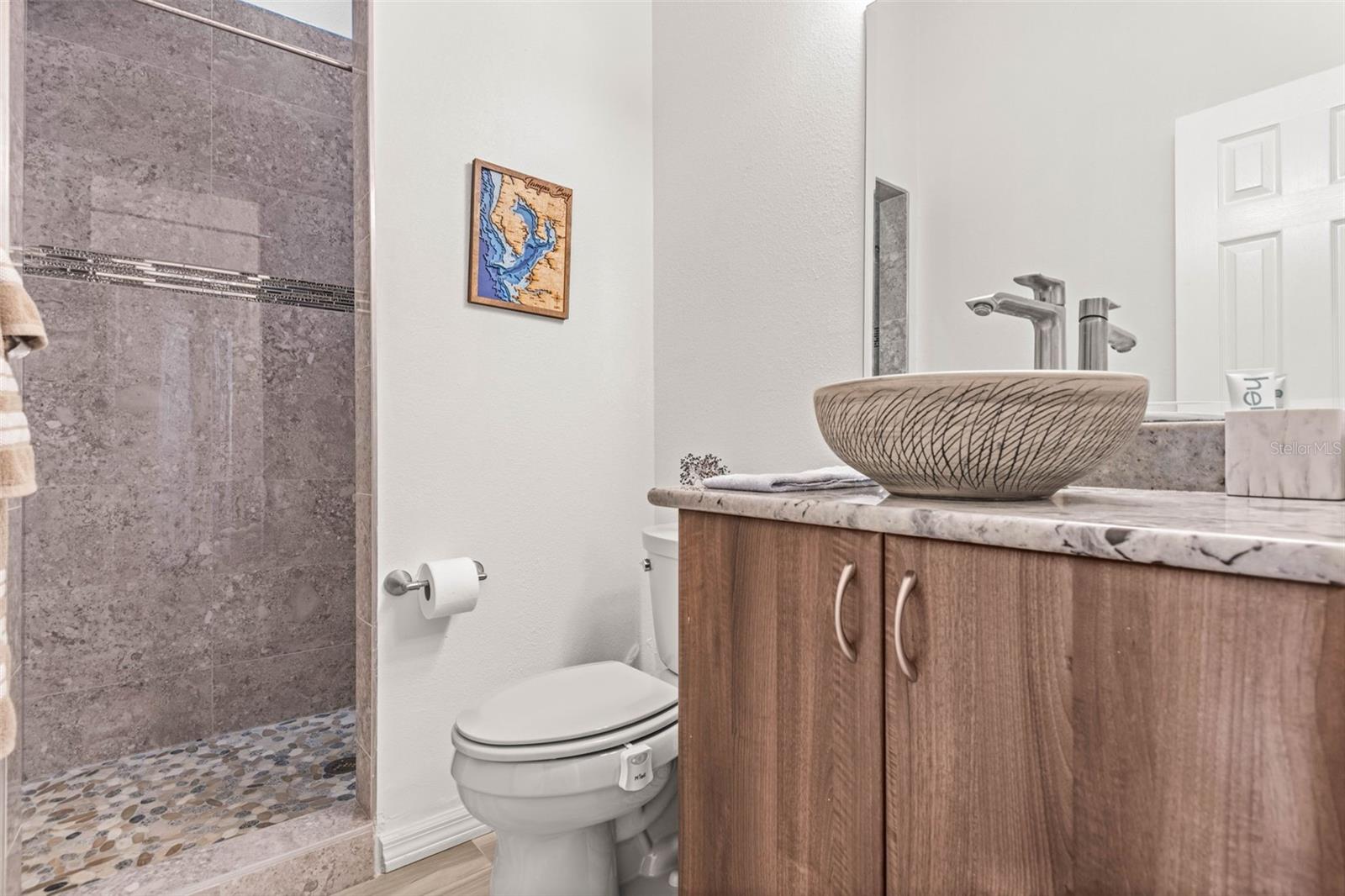 PELICAN ISLE TWNHMS - Residential Lease