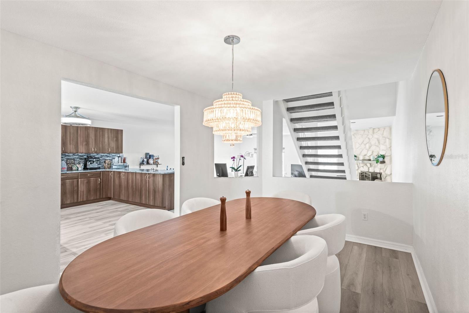 PELICAN ISLE TWNHMS - Residential Lease