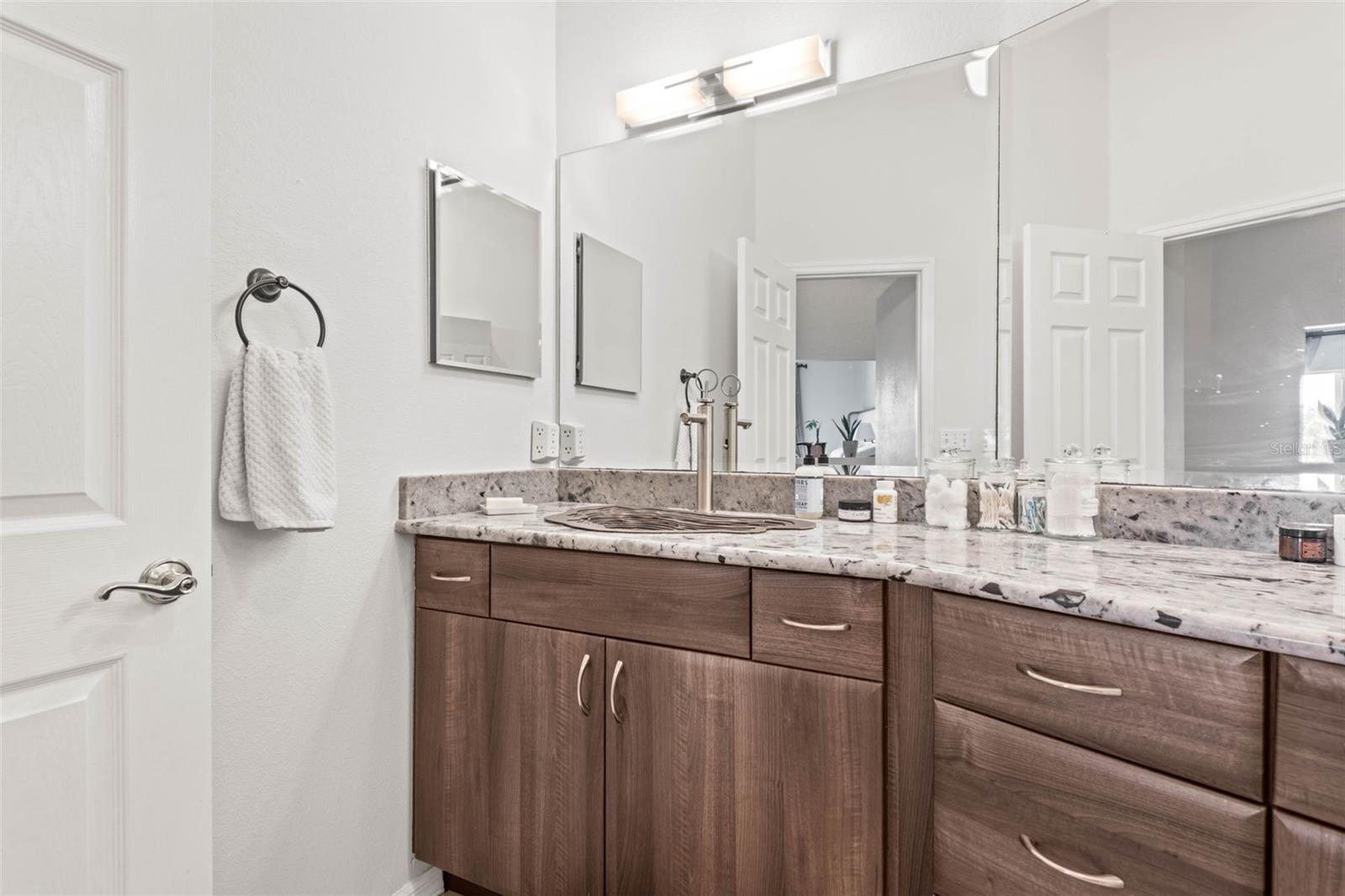 PELICAN ISLE TWNHMS - Residential Lease