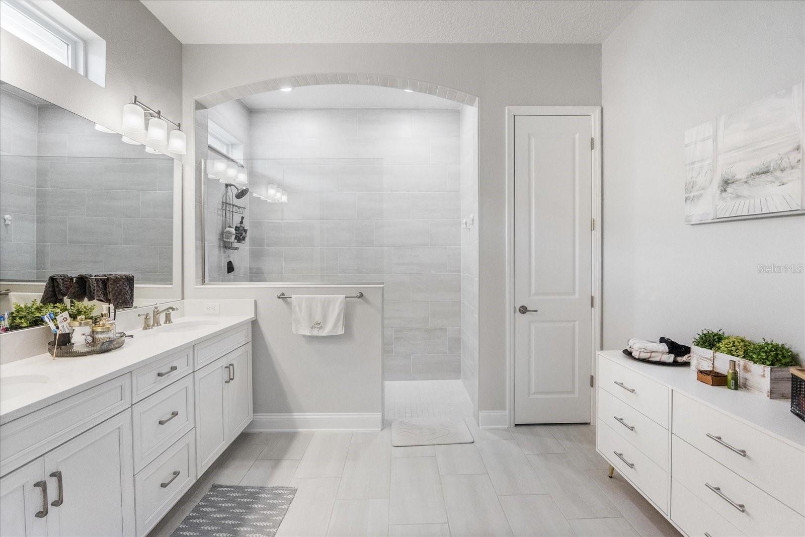 LAUREATE PARK PH 4 - Residential