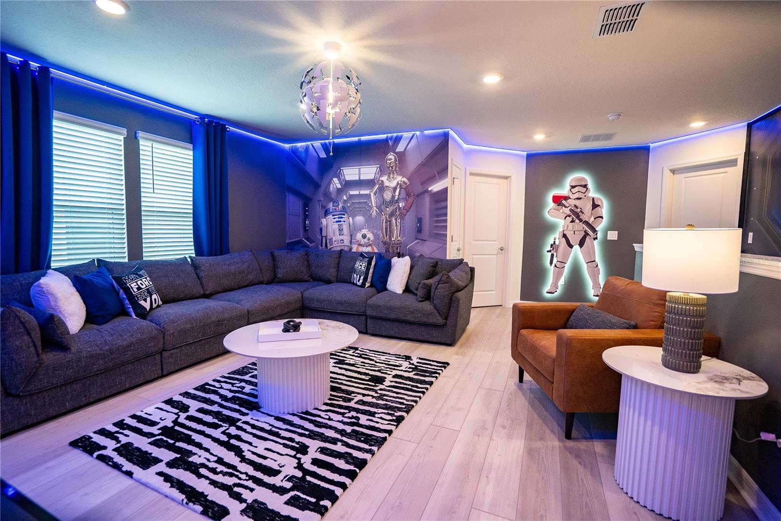 WINDSOR CAY PH 1 - Residential