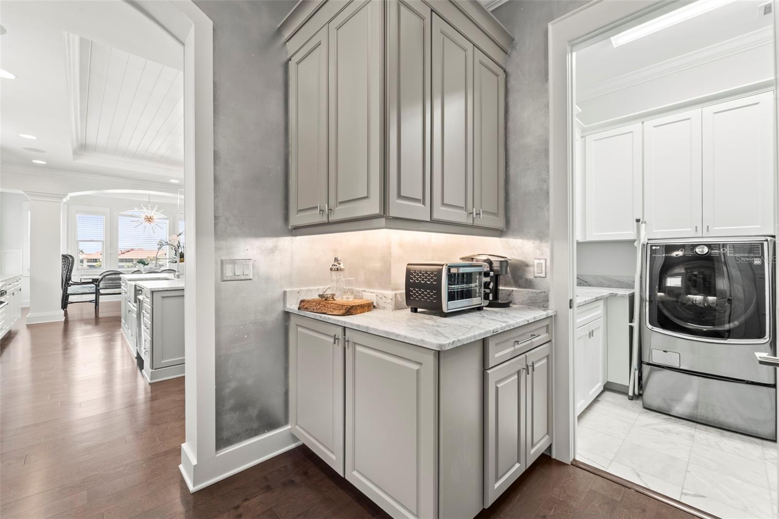 MARINA BAY PH I & II - Residential