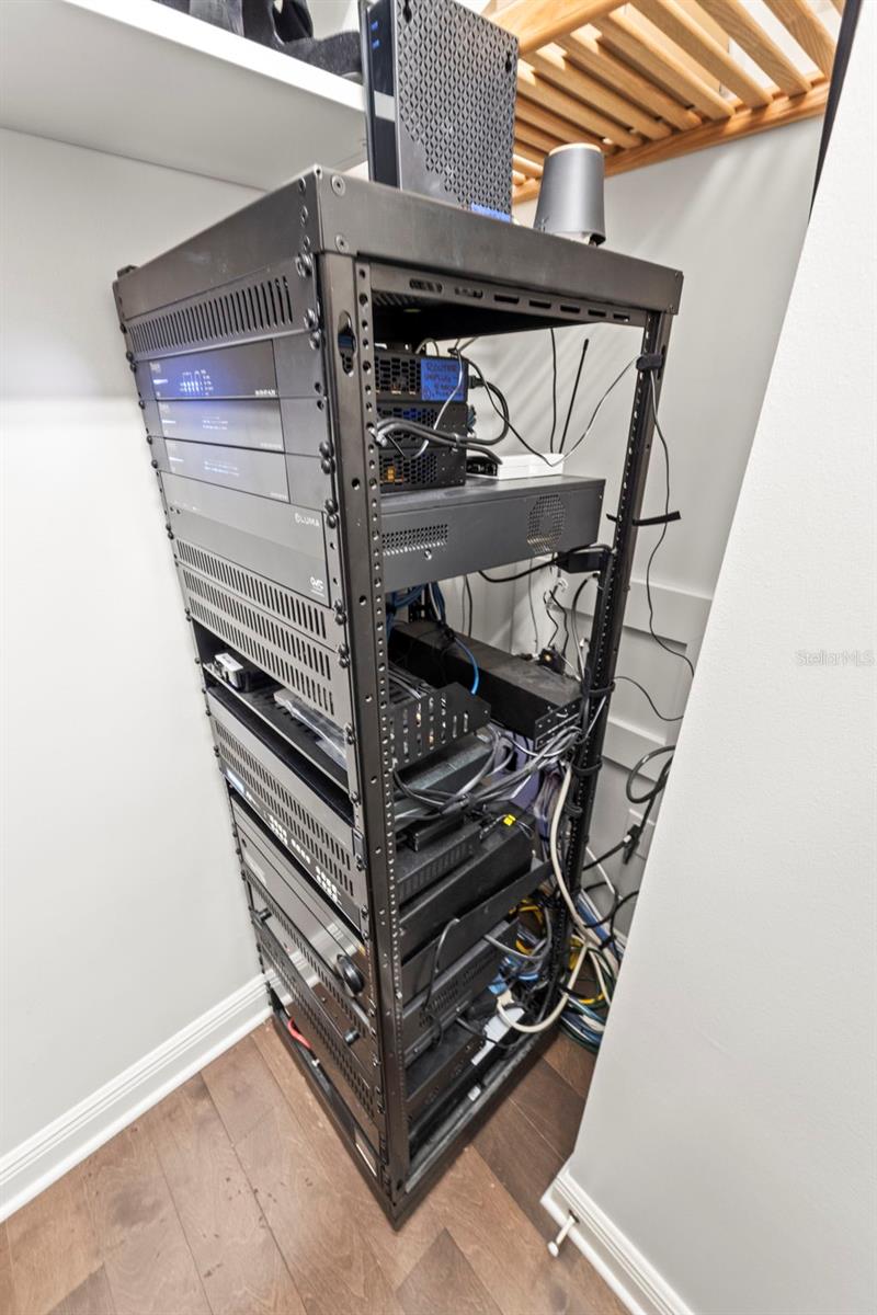 MARINA BAY PH I & II - Residential