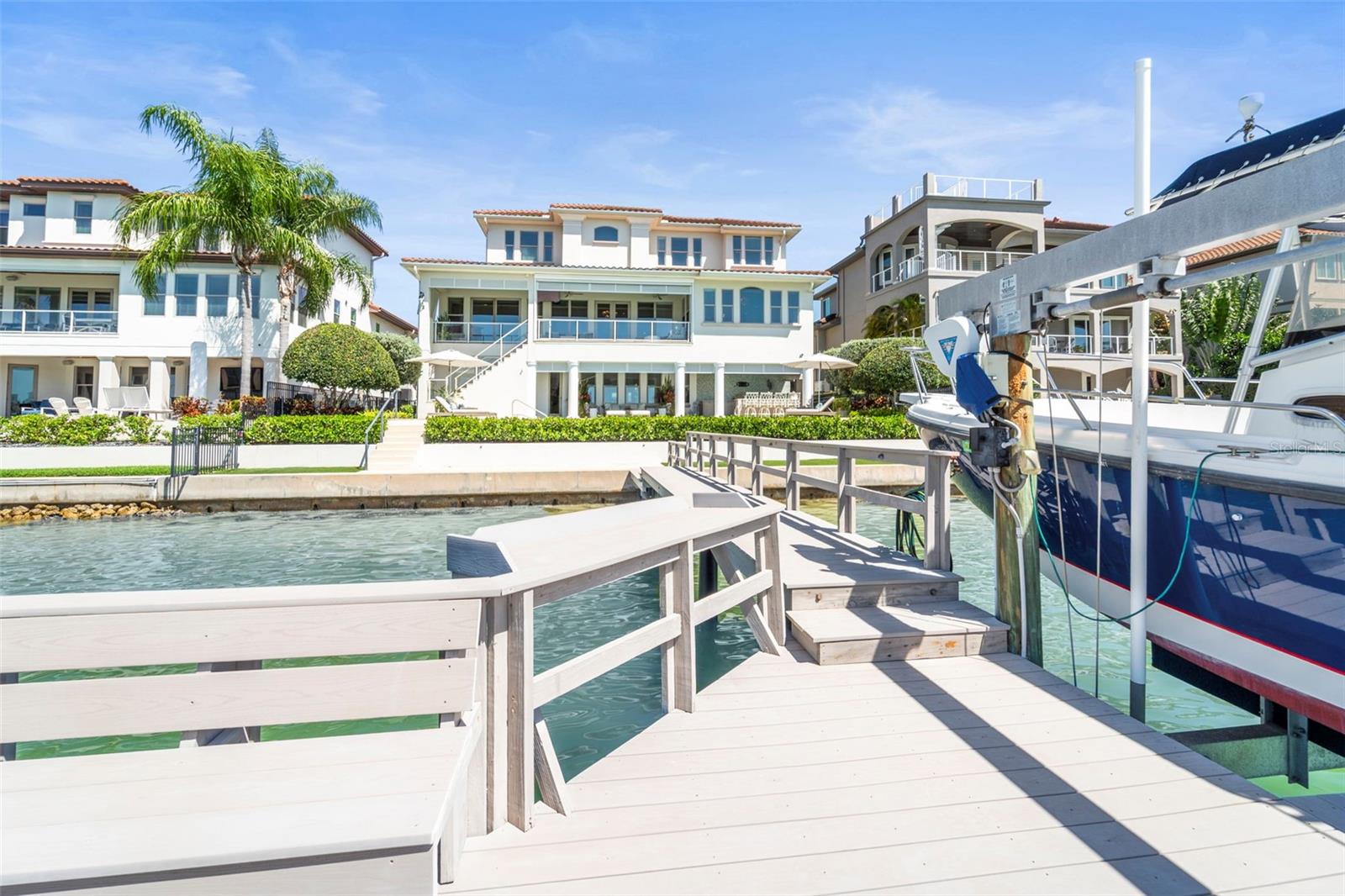 MARINA BAY PH I & II - Residential