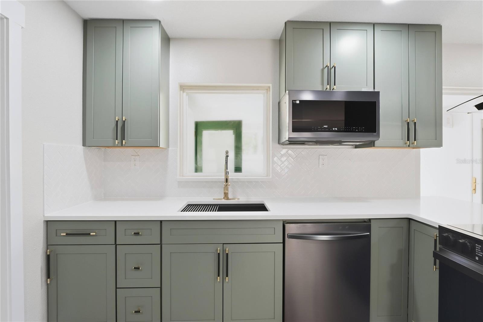 BELLEVIEW SUB - Residential