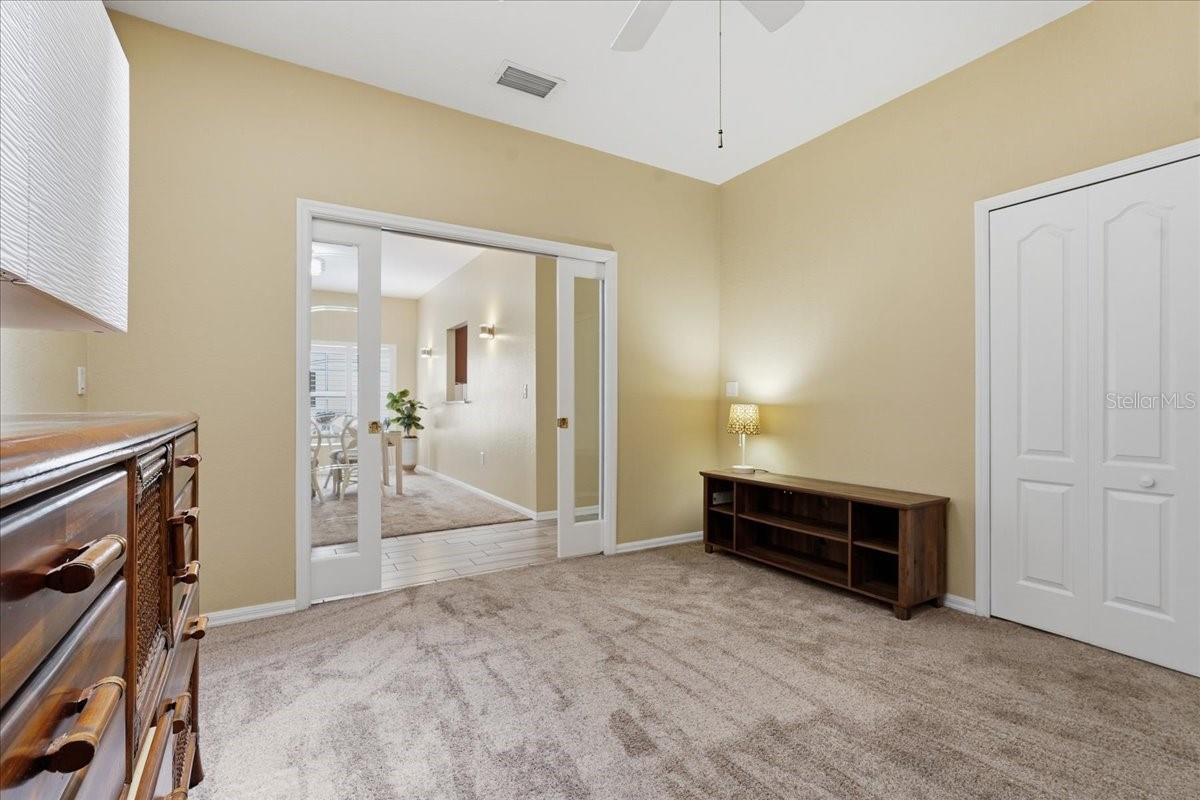 QUEEN ANNE GATE - Residential