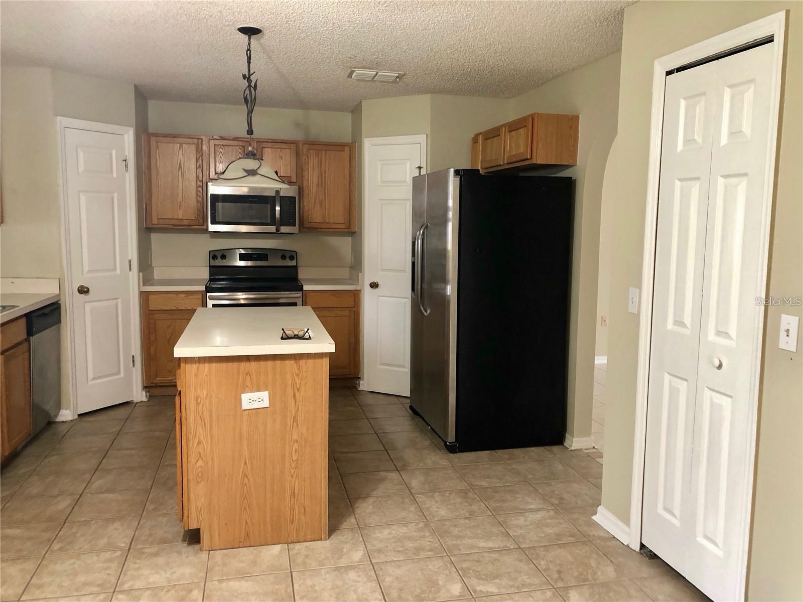 RESERVE 50 01 - Residential Lease