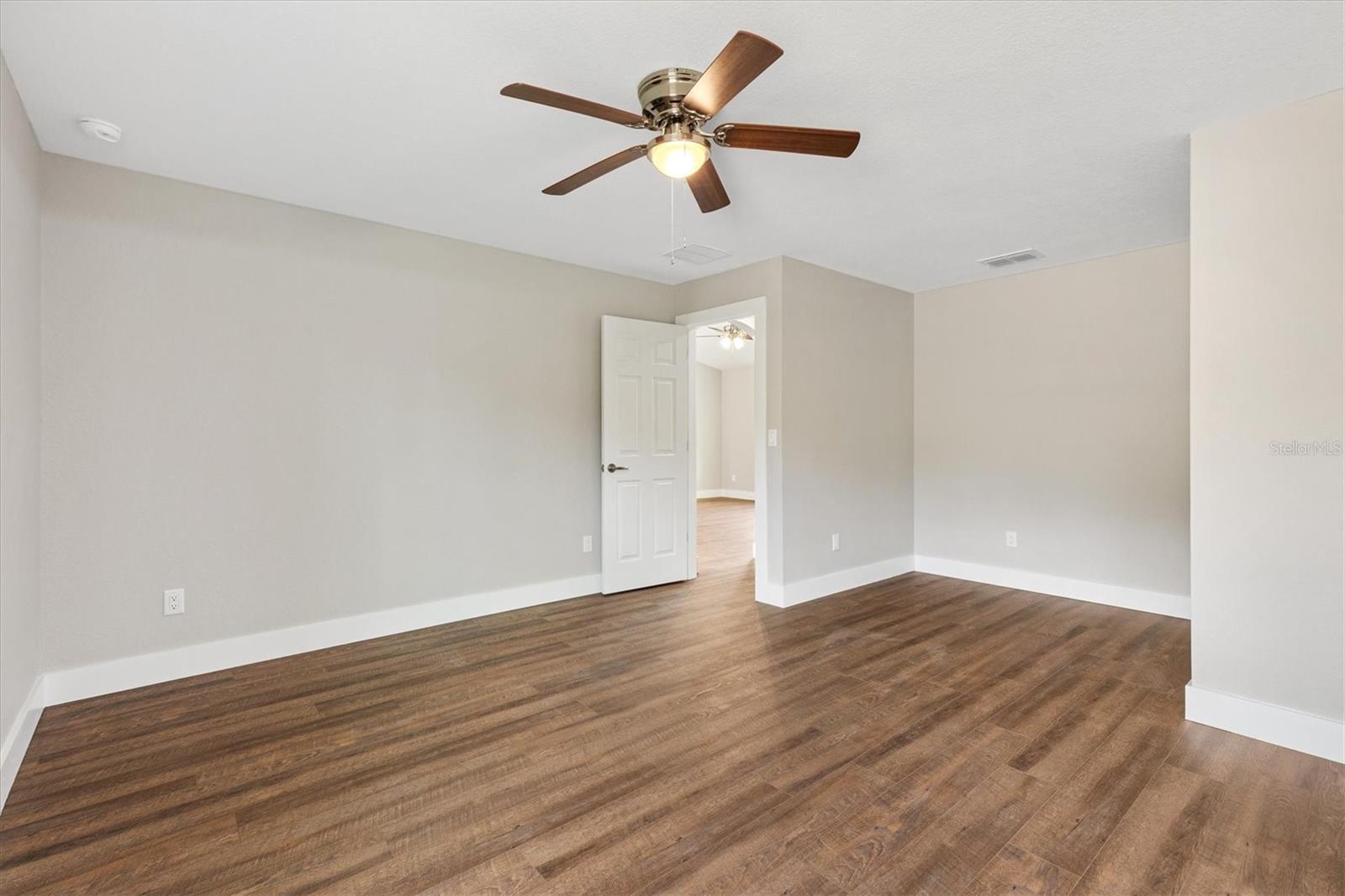 SILVER SPGS SHORES UN 37 - Residential